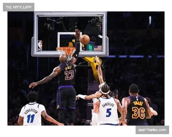 前瞻:明日焦点战——鹈鹕对阵湖人,胜者将占据西部第九的有利位置 前瞻:明日焦点战——鹈鹕对阵湖人,胜者将占据西部第九的有利位置